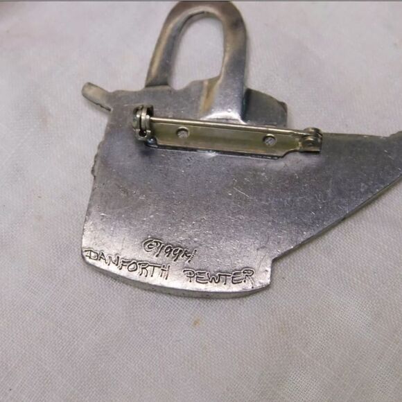 Danforth Pewter Water Pitcher Brooch Vintage Signed Pin 1994 - Picture 3 of 4